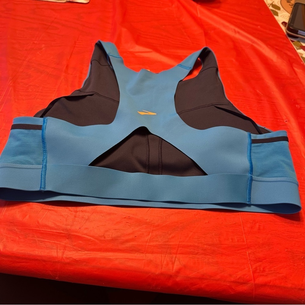 Brooks Vibrant Blue Sports Top - Picture 3 of 5